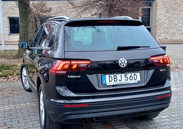 Volkswagen Tiguan cena 97900 przebieg: 153000, rok produkcji 2019 z Gołańcz małe 742